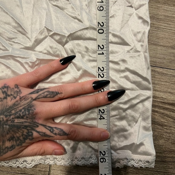 Cottagecore white slip mini skirt - Picture 4 of 6